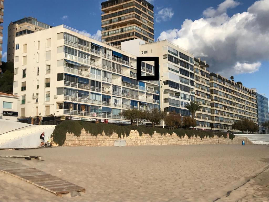 Los Fernandos, 1St Line Beachfront Poniente, 2 Bedroom Apartment Ocean Terrace Benidorm Dış mekan fotoğraf