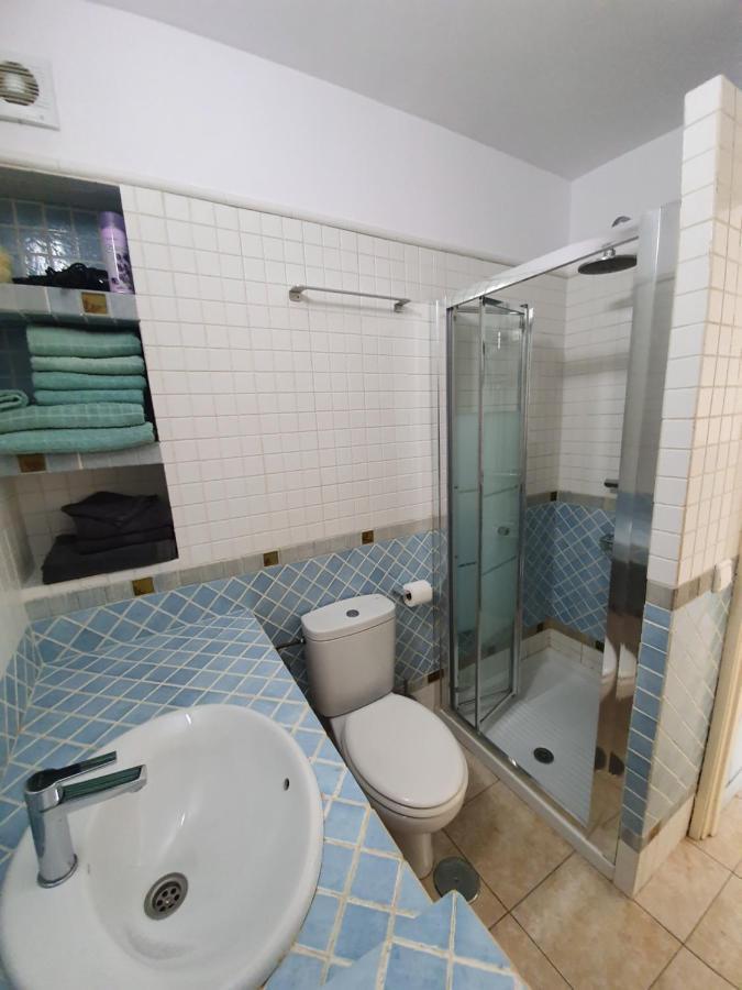 Los Fernandos, 1St Line Beachfront Poniente, 2 Bedroom Apartment Ocean Terrace Benidorm Dış mekan fotoğraf