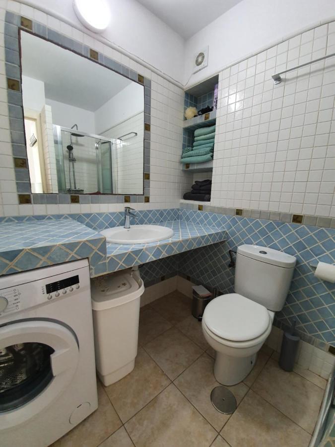 Los Fernandos, 1St Line Beachfront Poniente, 2 Bedroom Apartment Ocean Terrace Benidorm Dış mekan fotoğraf