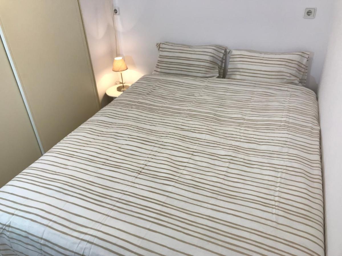 Los Fernandos, 1St Line Beachfront Poniente, 2 Bedroom Apartment Ocean Terrace Benidorm Dış mekan fotoğraf